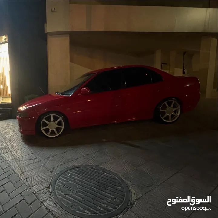 ميتسوبيشي لانسر 1996 جير عادي للبيع فوري والشرا ما بقصر معه