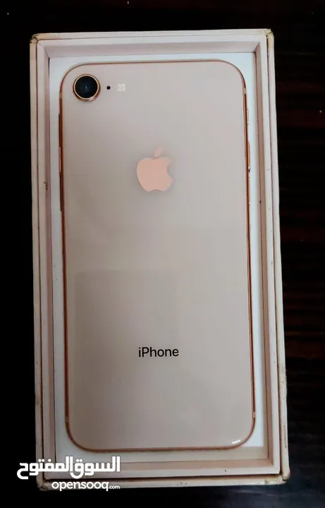 ايفون 8  iPhone 8