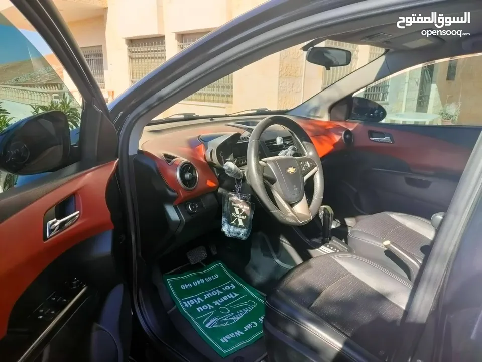 شفروليه سونيك اسود مميز للبيع يداعي السفر