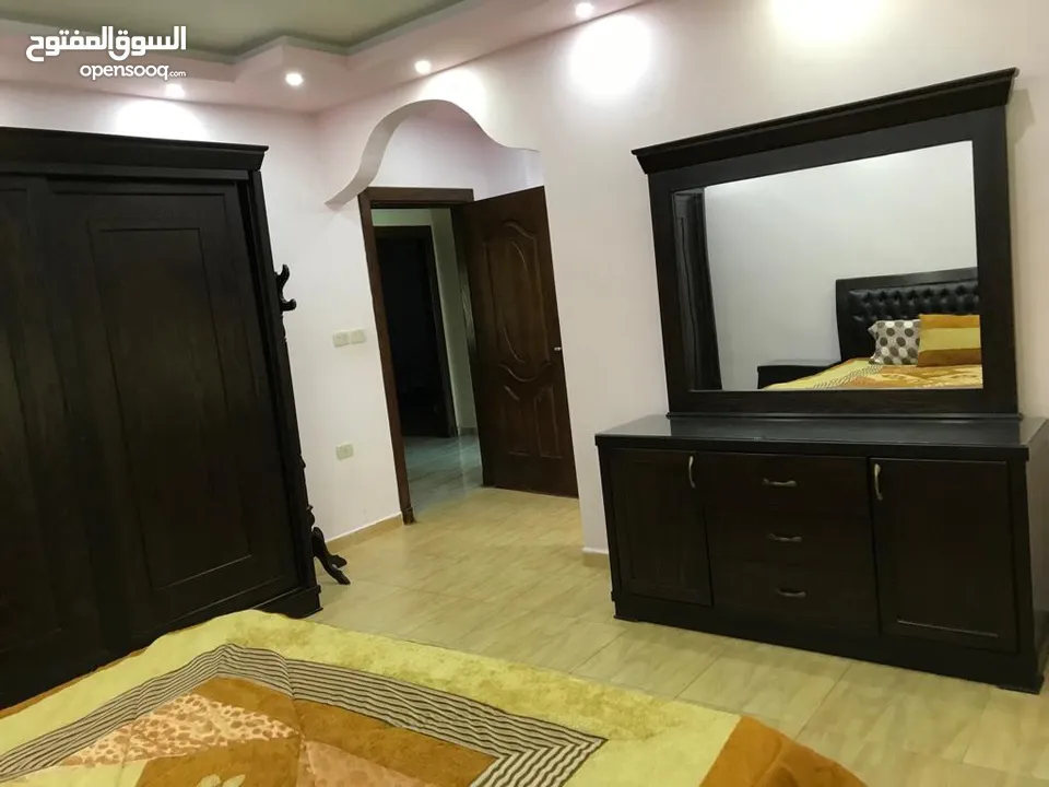 شقه للايجار في عمان البنيات مفروشه تكييف عدد 2 وإنترنت قريبه من الخدمات