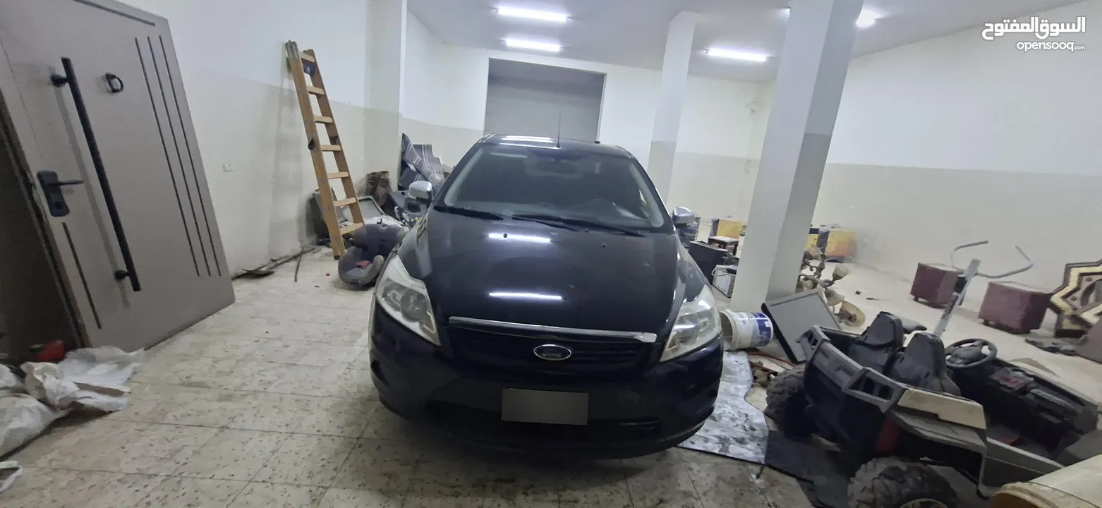 فورد فوكس موديل 2010_اتومتيك _ماتور 1600اصل برايفت فحص نظيف نص كاش ونص شيكات