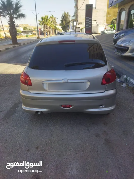 بيجو 206 فضي