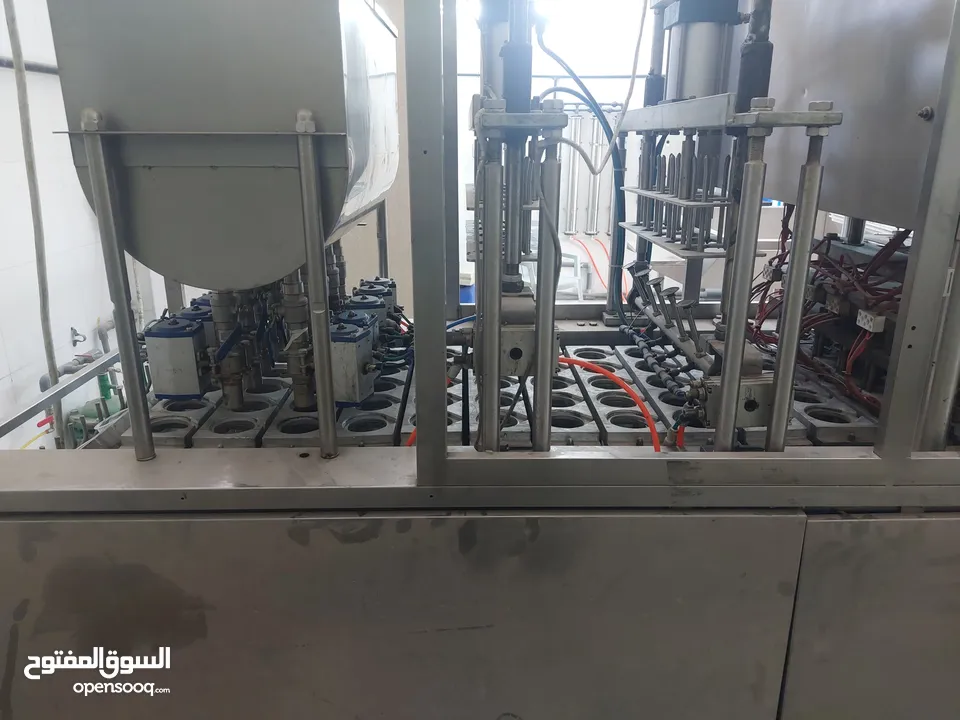 تجهيز وتركيب محطة تحلية مياه الشرب وفلاتر الماء ومصنع كاسات الماء تعبئة وتغليف بكل المملكه
