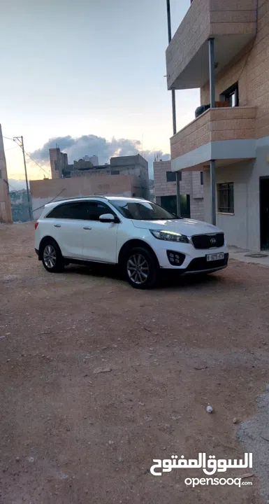 كيا سرنتو 2015