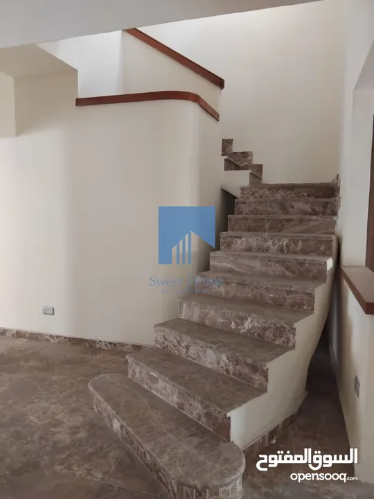 شقة طابقية فاخرة للبيع في الأمير راشد قرب مجمع الداود طابق ثالث مع روف دوبلكس 490م تشطيب سوبر ديلوكس