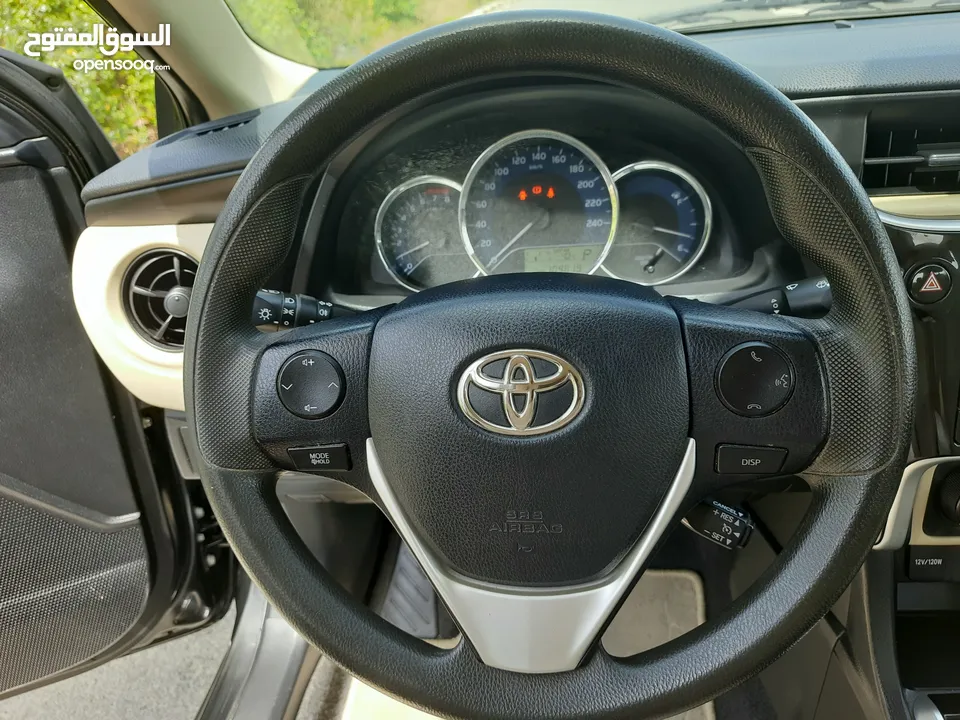 TOYOTA COROLLA MODEL 2019 GCC FULL AUTOMATIC EXCELLENT CONDITION