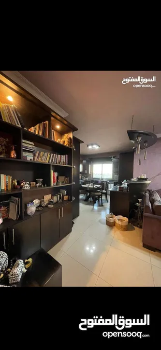 ثلاث غرف نوم مفروشة الارسال السلامية