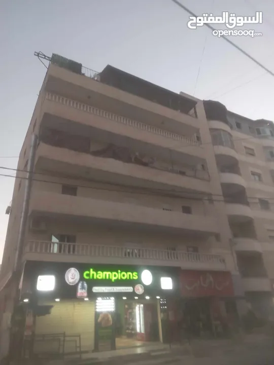 رووف مميز باطلالة جميلة معفش.طابق خامس ..نهاية بناء ..كوشان طابو مستقل.على طريق جامعة ابو ديس