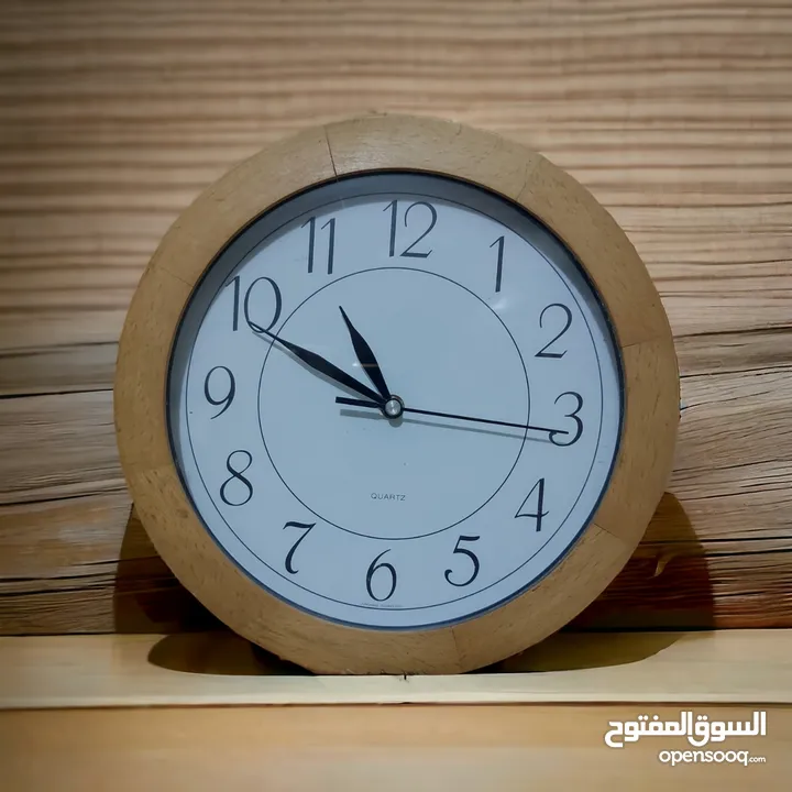 ساعة حائط وروبي اصلي