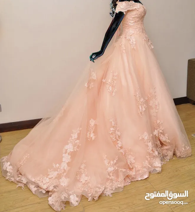 فستان للبيع  Dress for Sale