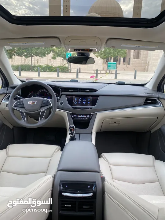 كاديلاك XT5 2018 فل مواصفات بحالة الوكالة