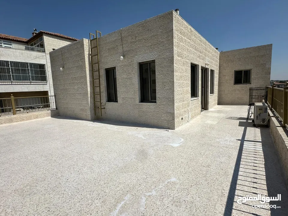 فيلا غير مفروشة للايجار في دير غبار ( Property 38288 ) سنوي فقط