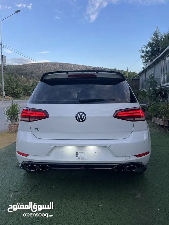 فولكس فاجن جلف MK7.5 2018 فل الفل بحالة الشركة