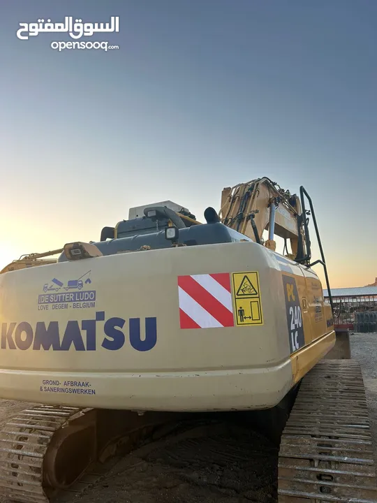 حفاره Komatsu