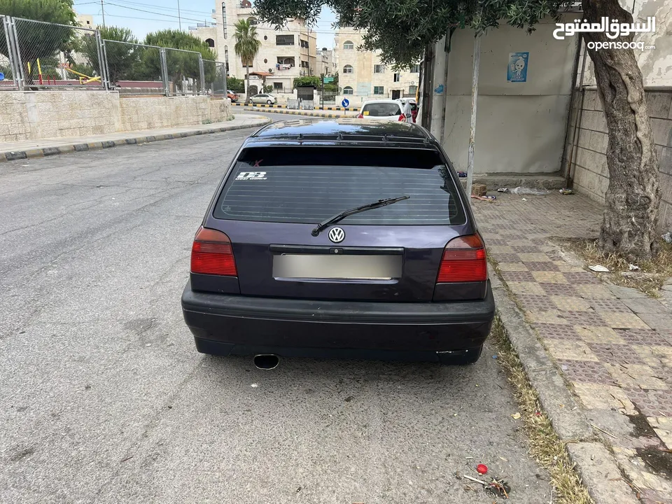 جولف موديل 1993 للبيع لون باذنجاني كامل اضافات