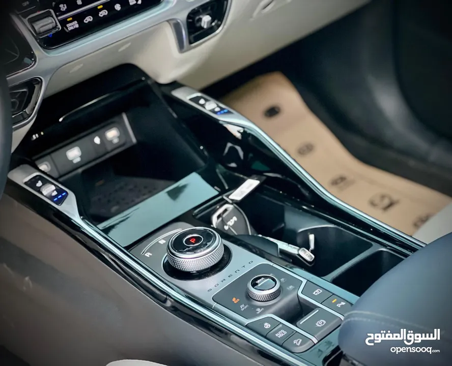 كايا سورينتو/2022 فل الفل  فتحة سقف بانوراما  4x4 ///240Hp بنزين + كهرباء  ( Haybrid) 1600cc