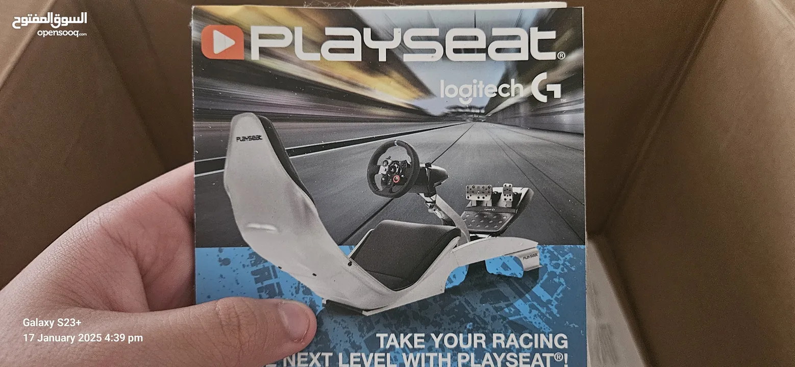 للبيع قير و سكان ps4 بيعه مستعجله الاستخدام : 3 أشهر ps4 steering wheel and shifter with pedals