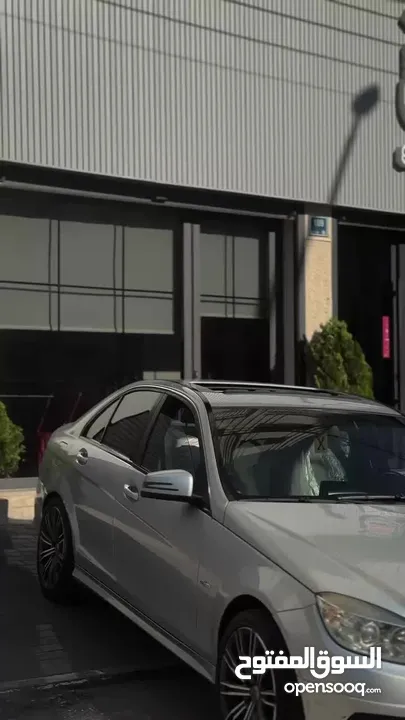 Mercedes Benz c180 للبيع موديل 2010  بنزين 1800