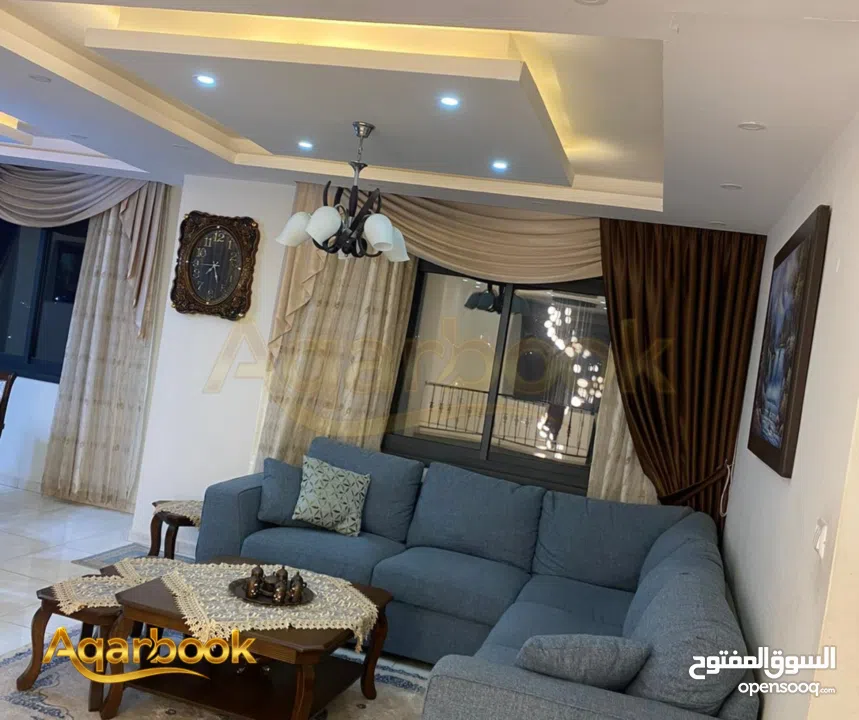 شقة طابقين مميزة للبيع في عين مصباح