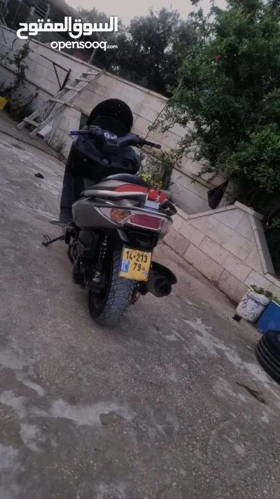 دراجه KYMCO 300