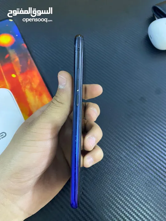 oppo f 9  للبيع