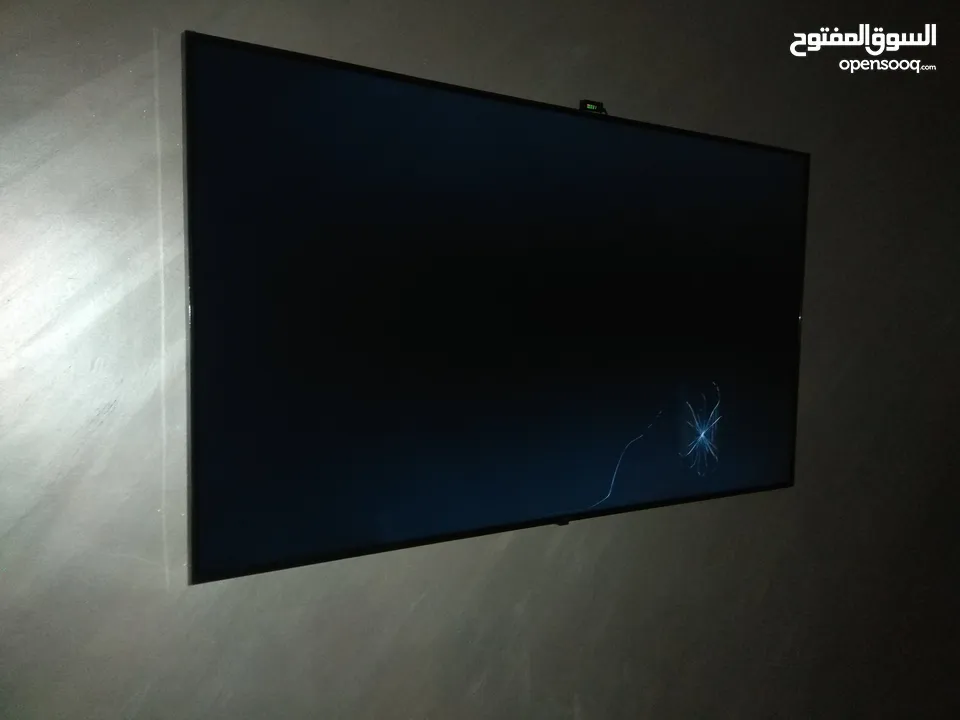 شاشة LG مكسورة سمارت 4k UHD - 65 inch