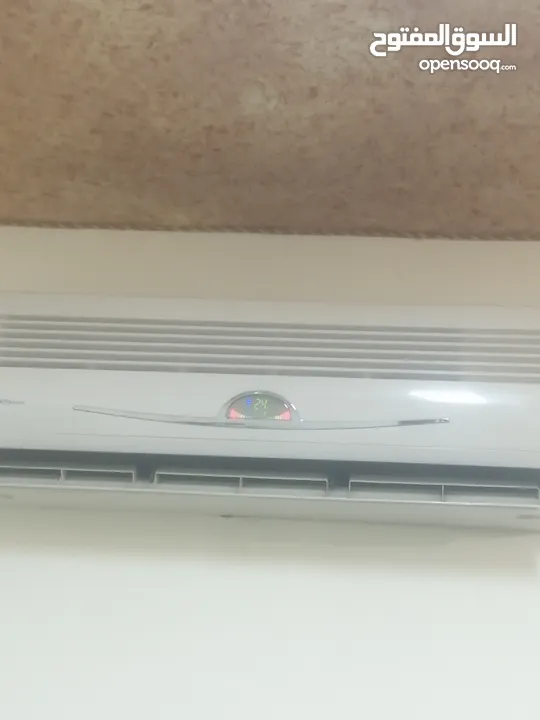مكيف 2 طن عادي بحالة ممتازة للبيع