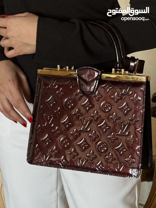 Louis Vuitton Amarante Monogram Vernis Deesse PM Bag