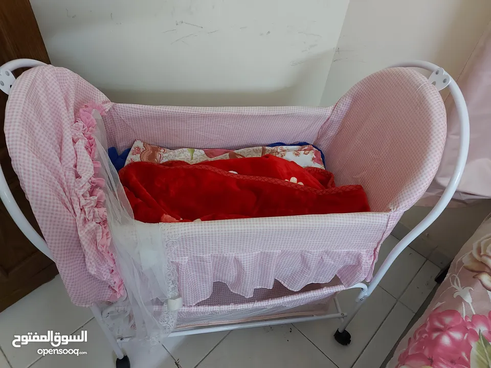 سرير طفل cot 10Bd