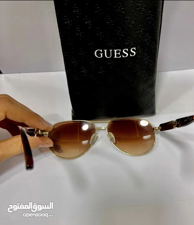 نظارة شمسية أصلية GUESS شبه جديد