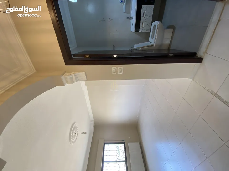 في أجمل مناطق طبربور شقة طابق أول 150م بتشطيبات مميزة وسعر مغري / ref 9517