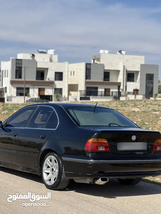 Bmw 520i e39 بي ام دبليو دب جير عادي الرجاء التواصل على رقم بالاعلان  ا2003