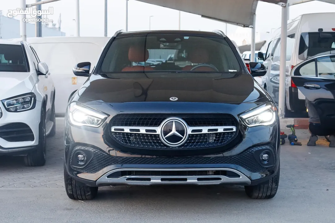 Mercedes Benz GLA 250 - 2023