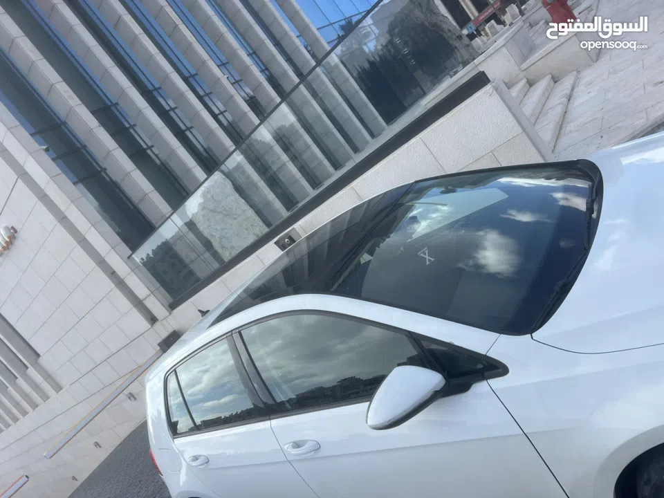 فلوكسفاجن جولف 2016 للبيع او البدل وارد بالصلاه على النبي.