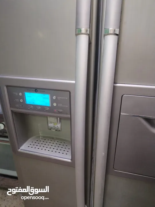 ثلاجه بابين نوع دايو لون سلفر شغاله ع الفحص بصلاه ع النبي للبيع بسعر حرق 150 دينار