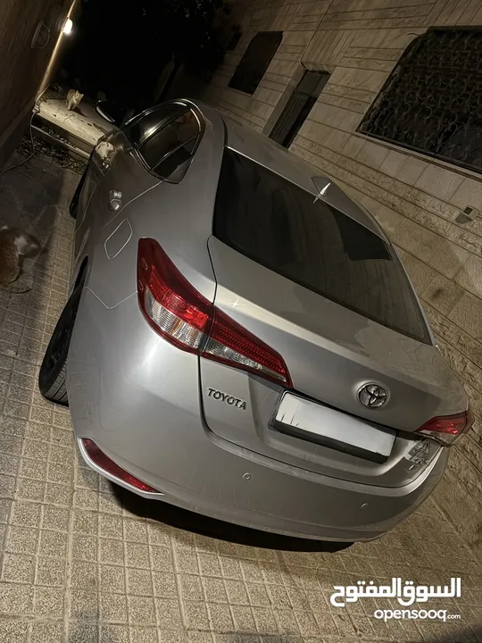 للبيع بداعي السفر