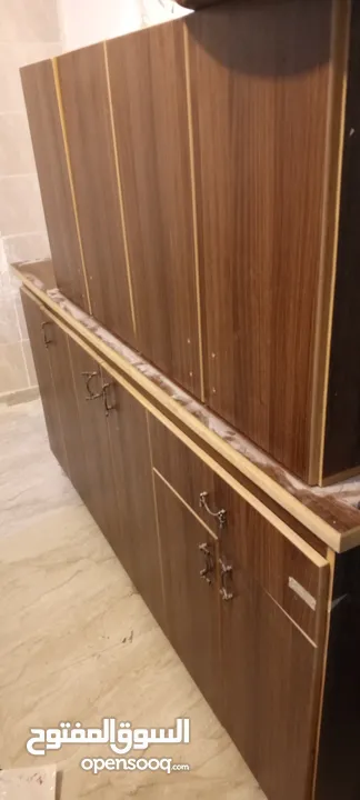 خزانه مطبخ تعليق اربع درف والثانية ارضيه ست درف يمكن بيع واحده