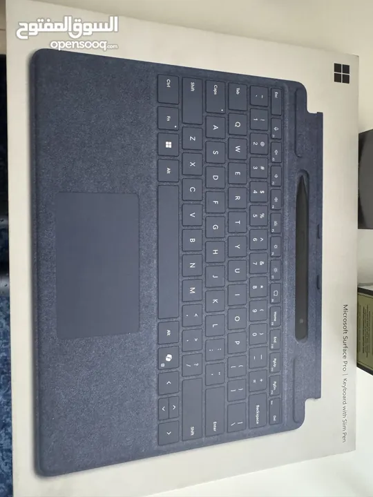 سيرفس برو 11 مع كيبورد وقلم  surface pro 11 with keyboard and pen