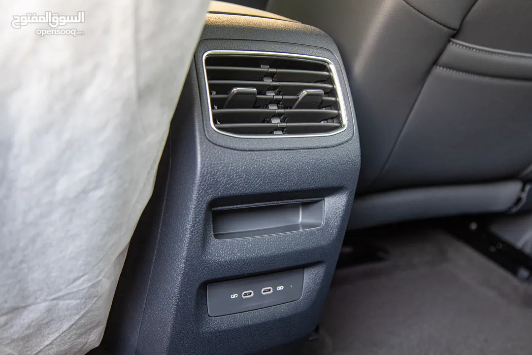 Volkswagen ID.4 Corzz Pro 2024    عداد صفر  Zero Mileage   السيارة الكهربائية الافضل