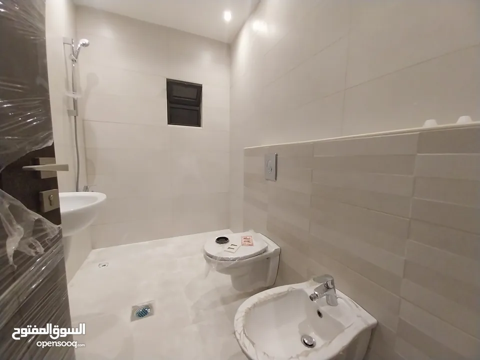 شقة للايجار في عبدون  ( Property 33440 )-175072472