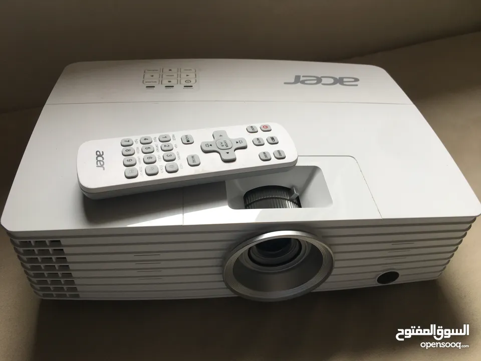 Acer P1185 3200 lumens HD Projector