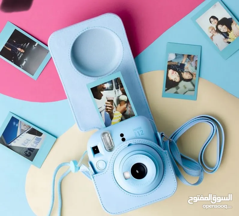 كاميرا Instax لون الأبيض والأزرق