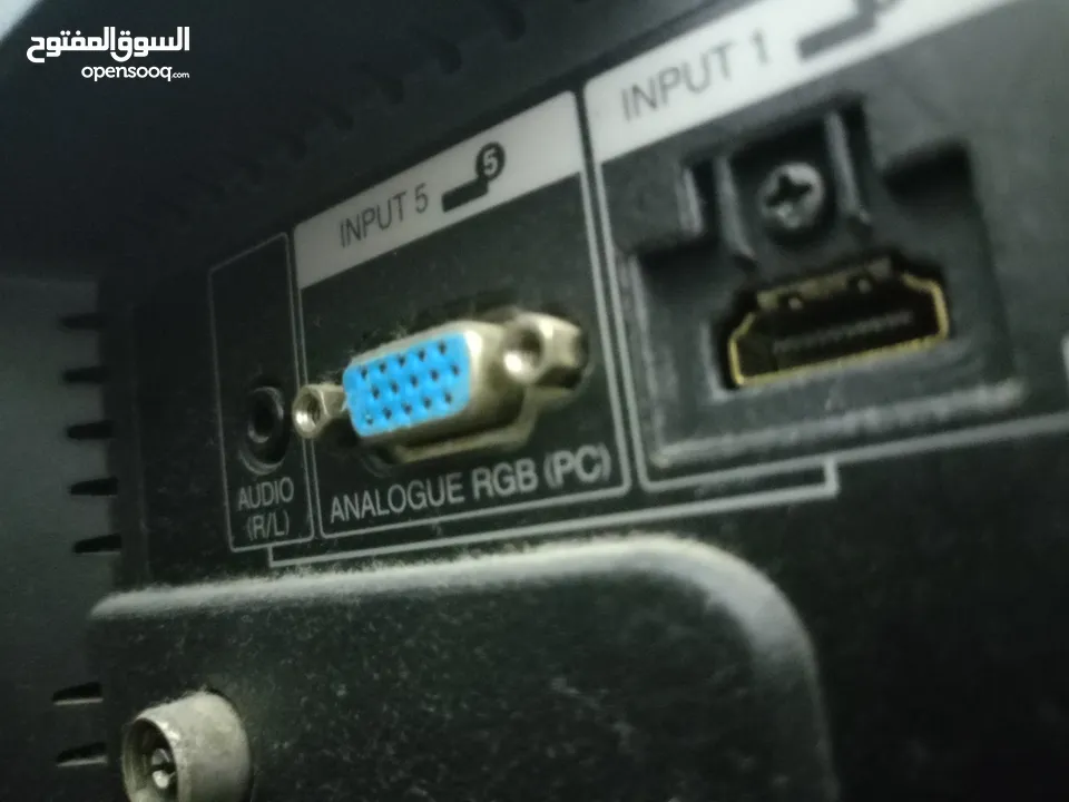 شاشة مستعمل للبيع
