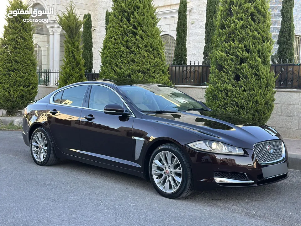 JAGUAR XF 2014 Full option وارد الوكالة / صيانة الوكالة قاطعة مسافة 100 الف كم