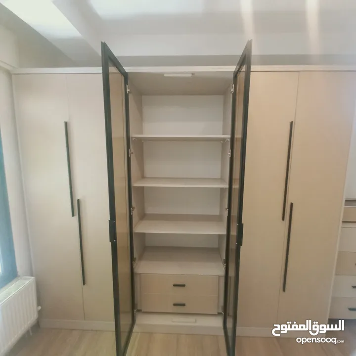 غرفة نوم جديدة لم تستعمل للبيع