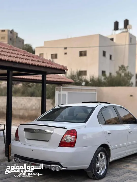 هونداي افانتي للبيع منفوضة