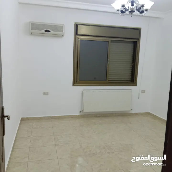 شقه فارغه مميزه للايجار ـ الرابيه ـ 160 متر
