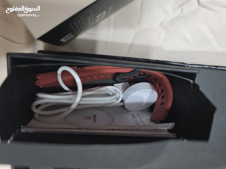 ساعة ذكية جديدة للبيع