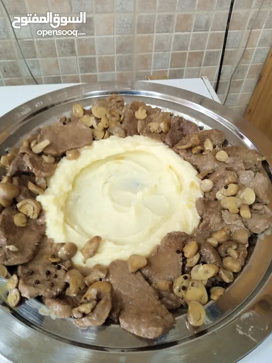 شيف طباخ شرقي وغربي وسلطات ابحث عن عمل خبره في الاكل العربي ابحث عن عمل