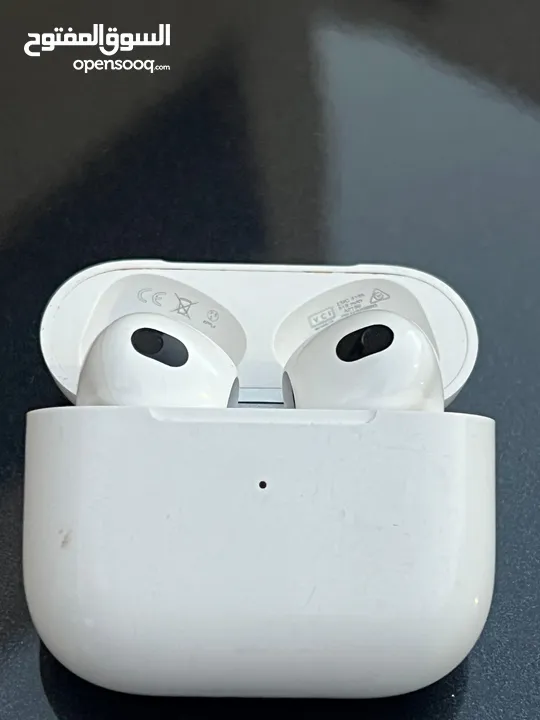 سماعه Airpods 4